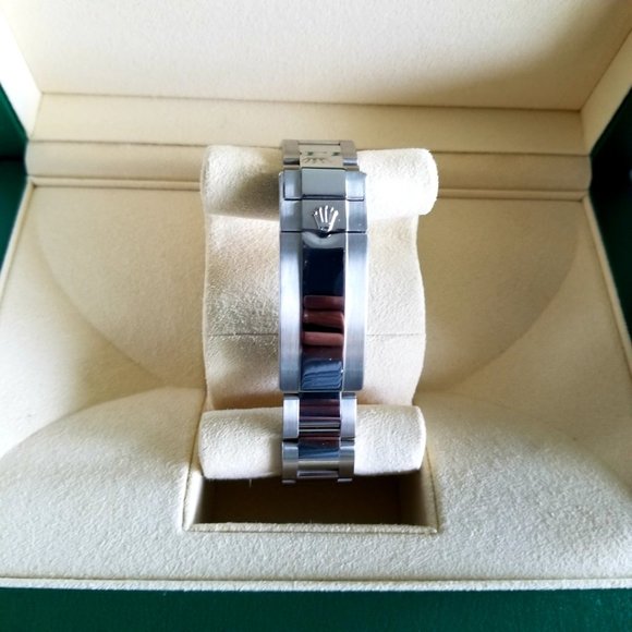 Rolex Submariner 116610LN Diamonds Steel Sapphire - Picture 5 of 8